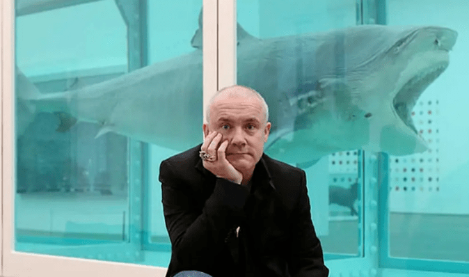 Скандальный шедевр. Инструкция от Дэмьена Херста: как продать маринованную акулу за $12 млн