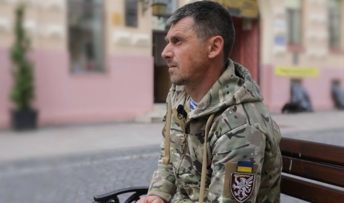 "Проклинают, матерят, посылают обратно": раненый в боях военный рассказал о работе в ТЦК