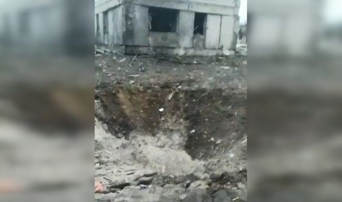 Вулиці не залишилося: під Воронежем російська ракета впала на житлові будинки (фото, відео)
