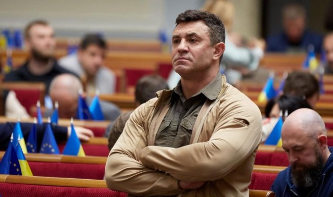 Исключение Тищенко из фракции "Слуга народа": нардепы не могут собрать голоса, – СМИ