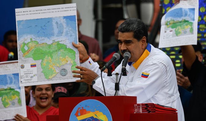Венесуела готується до вторгнення в Гаяну: до кордону стягуються війська, — WSJ (карта)