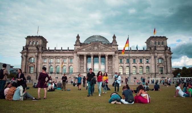 Стать можна змінювати раз на рік: у Німеччині схвалили закон про "самовизначення"