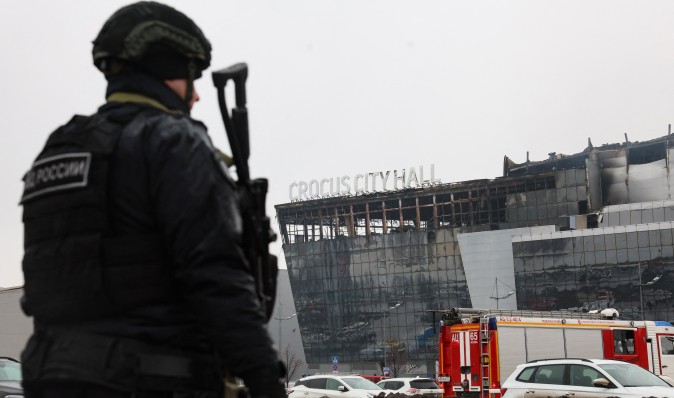 В РФ заявили, що сліди теракту в "Крокусі" ведуть в Україну: у Зеленського відповіли