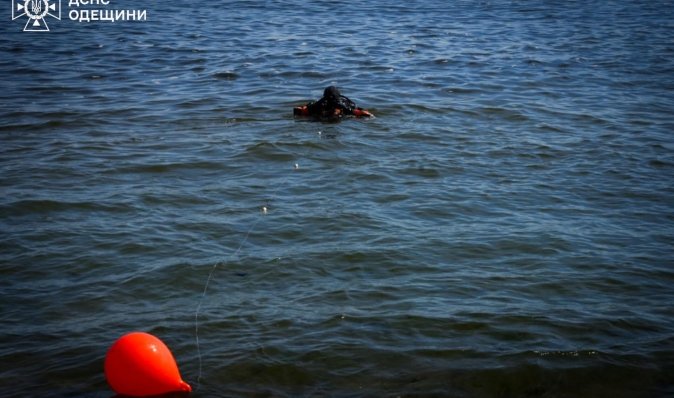 Змило у море хвилями: в Одесі шукають тіло поліцейської з Рівненщини, — ДСНС (відео)