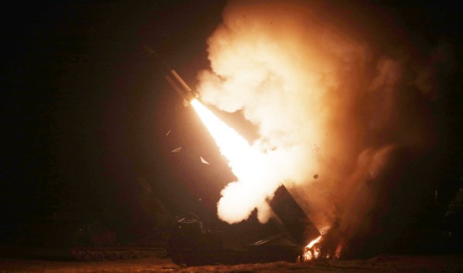 Били по Крыму: США тайно поставили Украине дальнобойные ракеты ATACMS, — Reuters