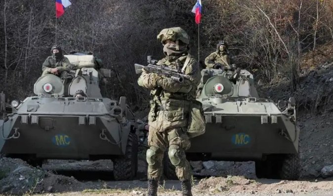 Без танков, но с БТР: куда бросят "миротворцев" ВС РФ, выведенных из Карабаха, — обозреватель