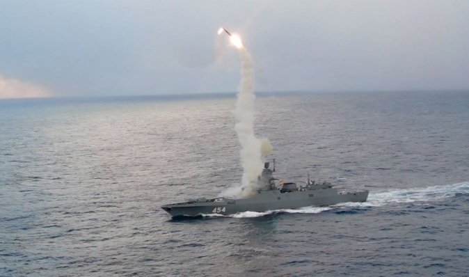 Усі наявні у ЗС РФ ракети "Циркон" могли зібрати у Криму, — Defence Express