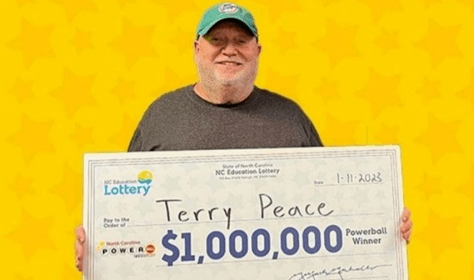 Мріяв про пенсію: чоловік майже втратив виграний мільйон доларів після простої помилки