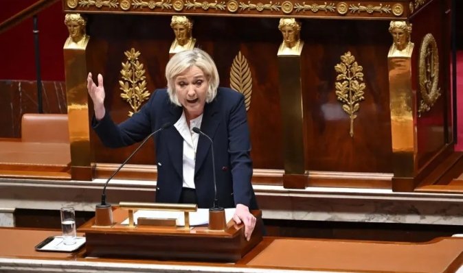 Проросійська лідерка ультраправих Франції заявила, що РФ спровокувала "найдраматичнішу" кризу (відео)