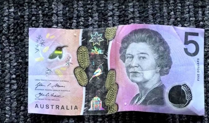 Без Карла и Елизаветы: Австралия откажется от британских монархов на своих банкнотах