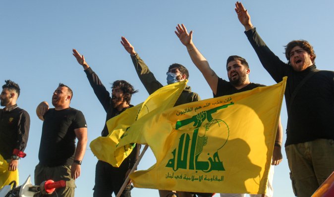 Ударили дроном по машине: США в Ираке ликвидировали командира "Хезболлы", — СМИ