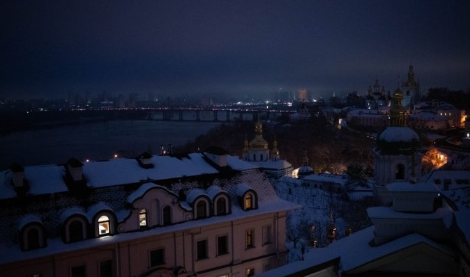 Блэкаут в Киеве: власти готовятся к негативным сценариям при длительных отключениях света
