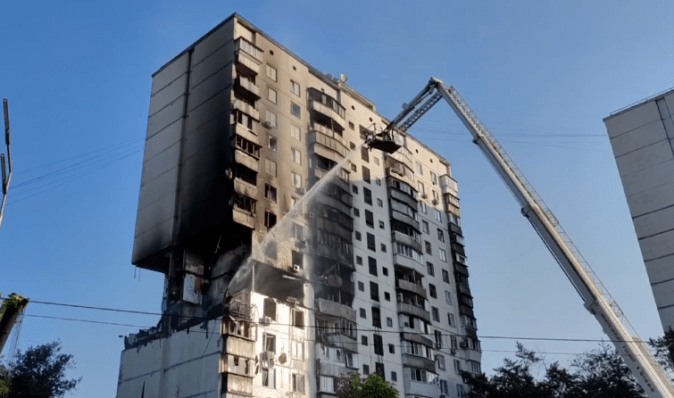"Может газ, может взрывчатка": Кличко сообщил новые детали взрыва в многоэтажке Киева (видео)