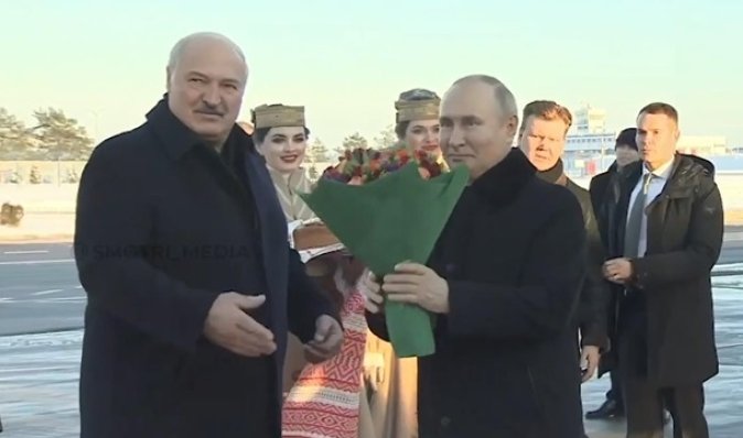"Щось не те": Путін відправив двійника на зустріч із Лукашенком, – екс-співробітник КДБ (відео)