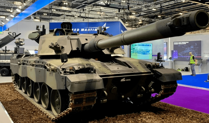 Танк Challenger 3 дадут военным в виде симулятора: зачем это нужно (фото)