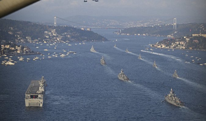 Найбільший парад військових кораблів: Туреччина відсвяткувала 100-річчя заснування республіки (фото)