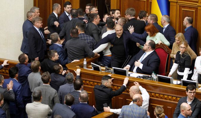 Журналисты возвращаются в парламент: в Раде назвали условия и сроки