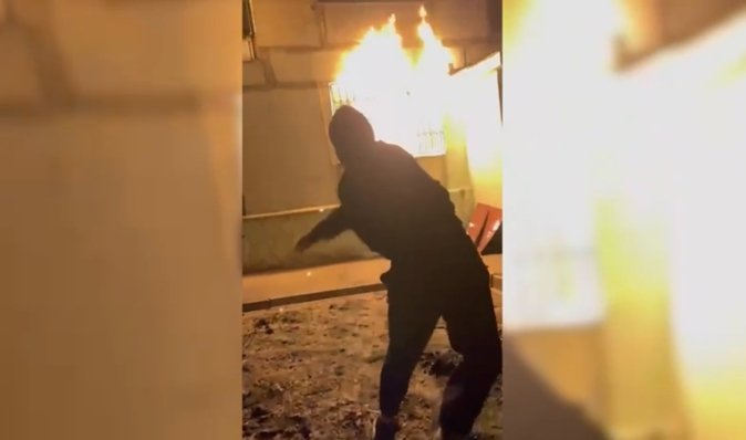 "На замовлення" палили будинки по всій Україні: поліція ліквідувала злочинну групу (відео, фото)