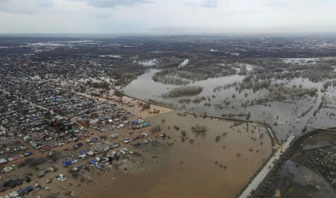 "Історичний максимум": у Путіна звинуватили Казахстан у затопленні регіонів Росії