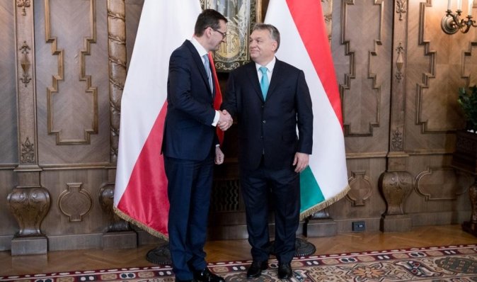 "Підтримуємо його зусилля": Моравецький "відкритий" до об'єднання з Орбаном на рівні ЄС