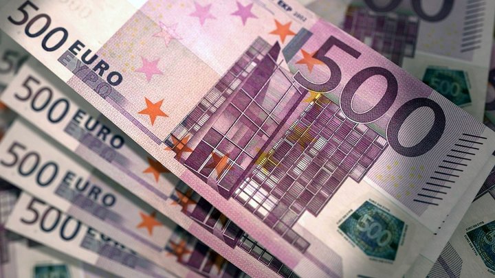 Пошлины на посылки стоимостью до 150 евро и условия МВФ: Украина выполнила обязательства для получения помощи