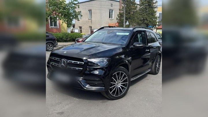 Валізи готівки на ₴22 млн та авто: що показали обшуки у керівників Нацполу (фото)