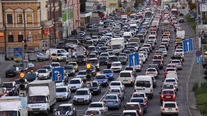 Google Maps временно отключил данные о дорожном движении в Украине