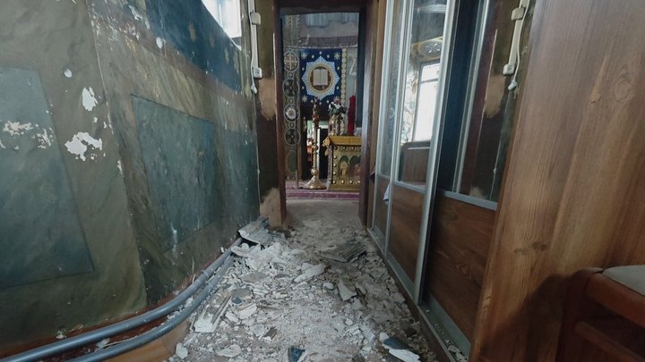 Россияне повредили церковь УПЦ МП на Подоле: в ней крестили Булгакова (фото)