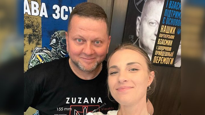 "Сказав, що все буде добре": фехтувальниця Харлан опублікувала селфі з Залужним (фото)