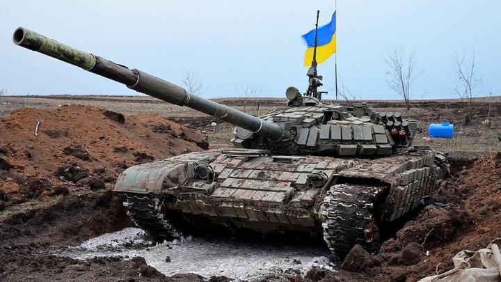 Модернизированный танк Т-72 прошел под водой 10 метров. Следующее испытание – стрельбы