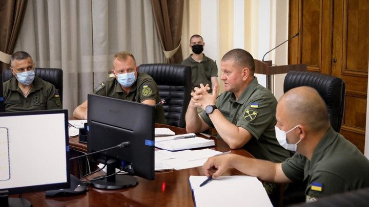 Реформа армии и развитие сержантского корпуса: Залужный назвал приоритеты своей деятельности