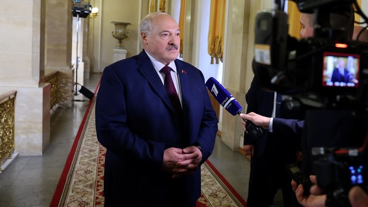 "Нам не за что": у Лукашенко отрицают, что он извинялся перед Зеленским