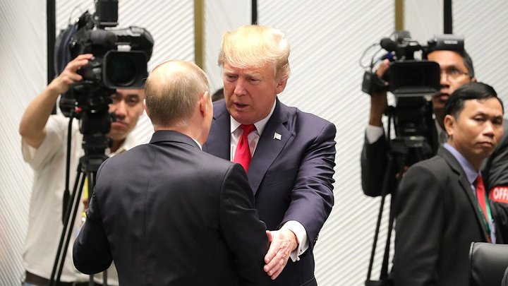 В США выпустили монету в честь встречи Трампа и Путина с ошибками