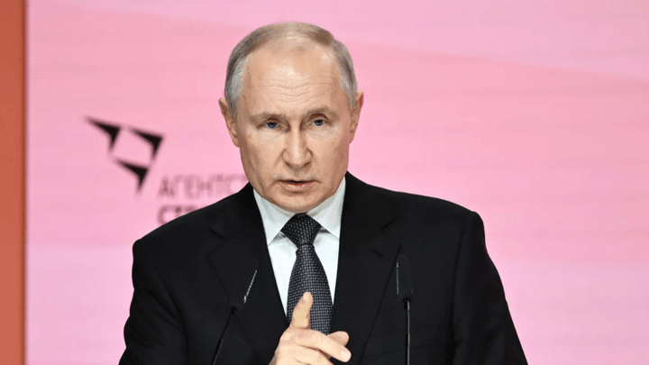 "Брязкає ядерною зброєю": як Путін намагається приховати слабкість РФ заявами про "Сармат", — ISW