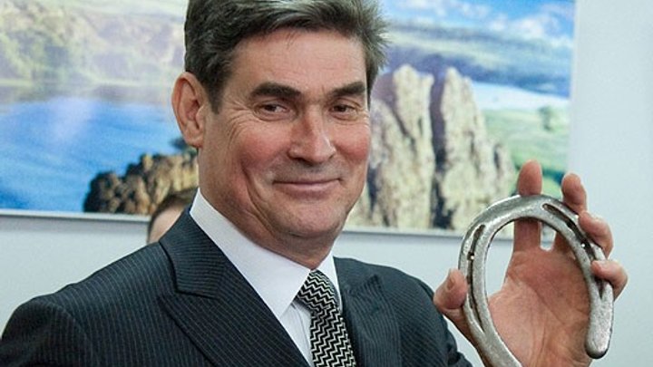 Янукович уволил главу Запорожской области, - источник