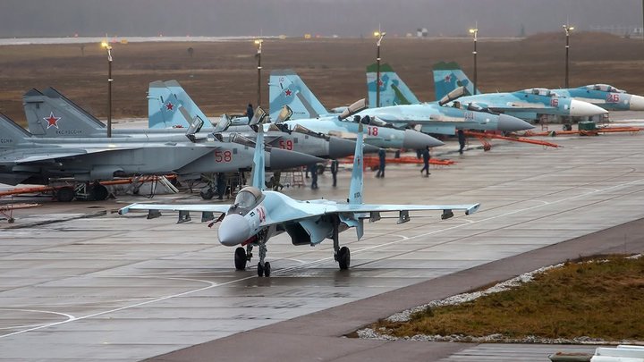 Носители КАБов: СБУ поразила два российских истребителя на военном аэродроме в Адыгее