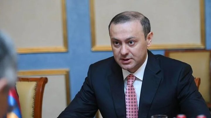 "Відібрали в нас Нагірний Карабах": Радбез Вірменії звинуватив у втраті територій Росію