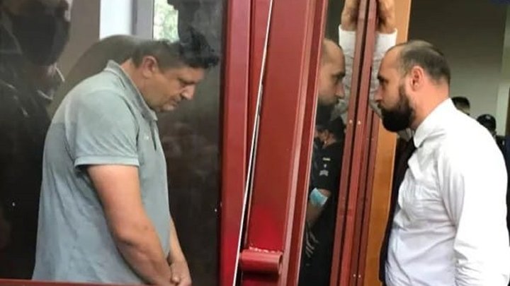 Угрожавшему подорвать Кабмин ветерану АТО сменили меру пресечения