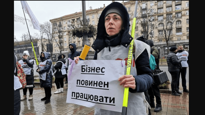 В Украине еще около 50 тыс. человек смогут получить "карантинные" 8000 грн