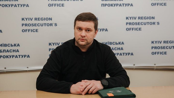 Примусова паспортизація: заступник генпрокурора пояснив, звідки в його дружини громадянство РФ