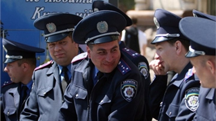 До 2015 года украинскую милицию реорганизуют в полицию, - МВД