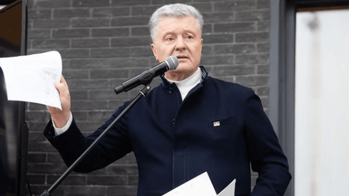 "Репрессии вынудили": Порошенко обналичил почти 2 миллиарда гривен