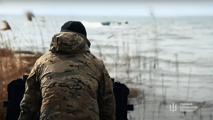 "Первый дрон — хулиган, завязывает бой": в спецподразделении ГУР раскрыли тактику Magura V5 (видео)