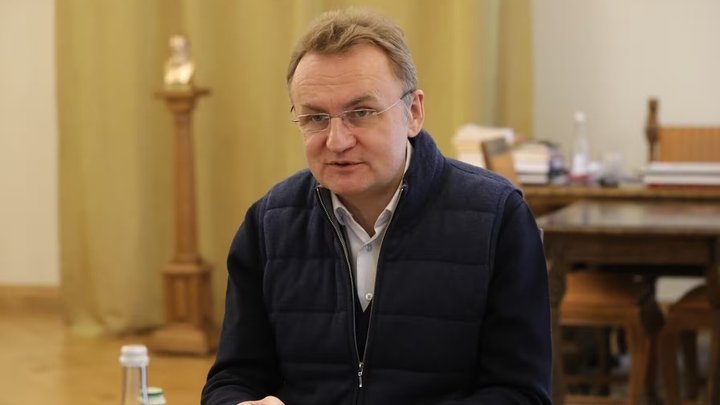 "На карте 40 тысяч": мэр Львова Садовый откровенно рассказал, куда уходит его зарплата