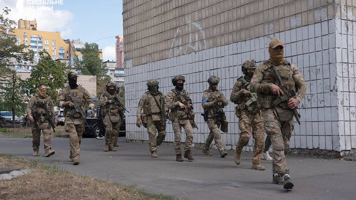 Мовна обмудсменка написала скаргу через сварку бійців СБУ та ГУР: у чому проблема (документ)