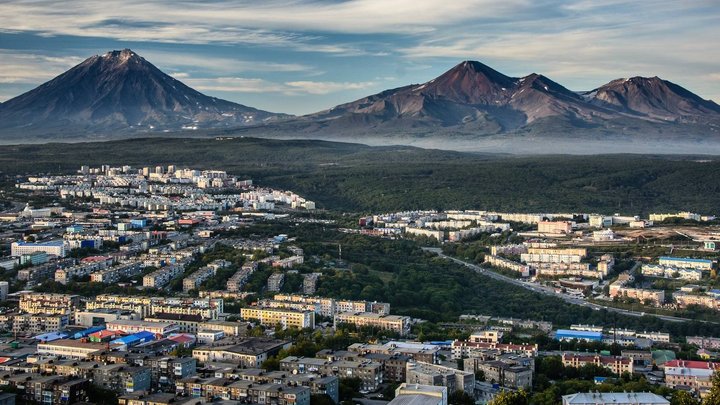 Новое мощное землетрясение всколыхнуло Камчатку: жителей предупредили об угрозе цунами (видео)