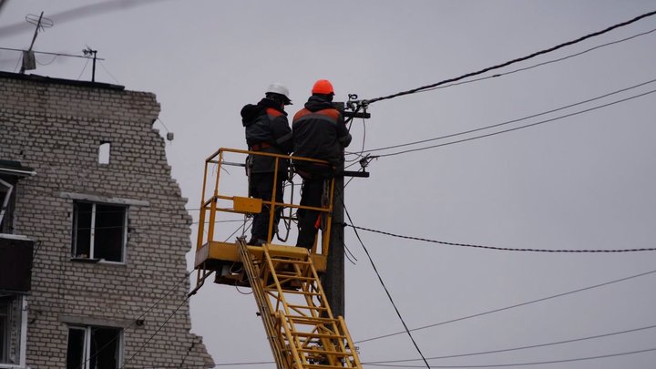 Не будет света по несколько часов: в каких областях будут действовать графики отключения электроэнергии