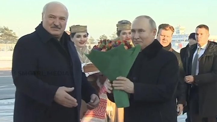"Что-то не то": Путин отправил двойника на встречу с Лукашенко, – экс-сотрудник КГБ (видео)