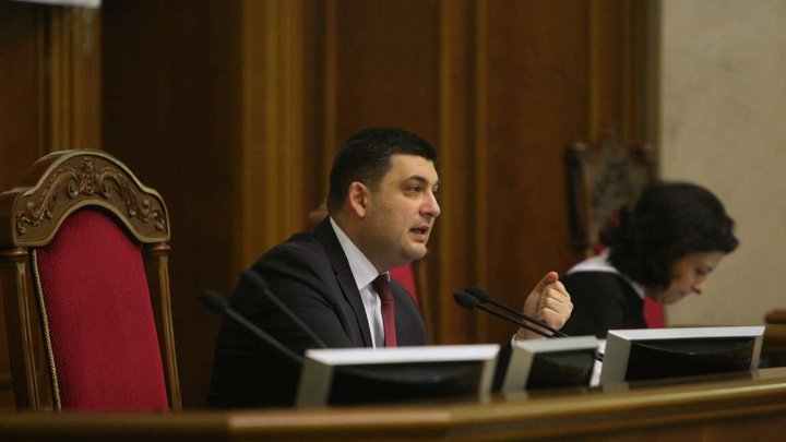 Гройсман признался, что не читал скандальный закон о кредитах