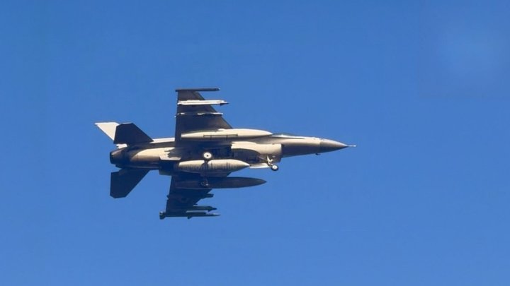 От Су-24 и МиГ-29 до F-16 и Mirage-2000: как появился и воюет "зоопарк" самолетов ВСУ (видео)